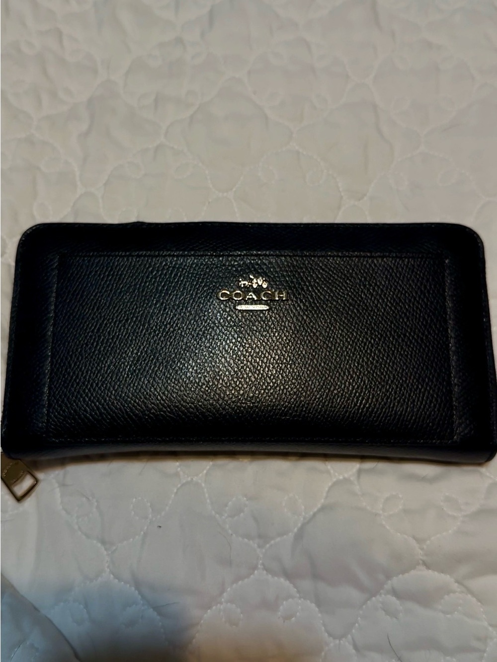 COACH Black Pebbled Leather Zip Around Wallet|Fully AUTHENTIC